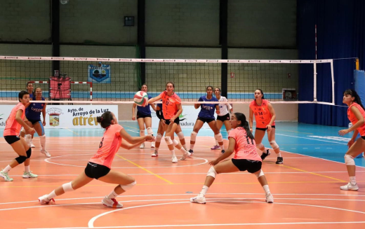 El Extremadura Arroyo se lleva el Torneo Ibérico tras vencer 3-2 a Os Belenenses